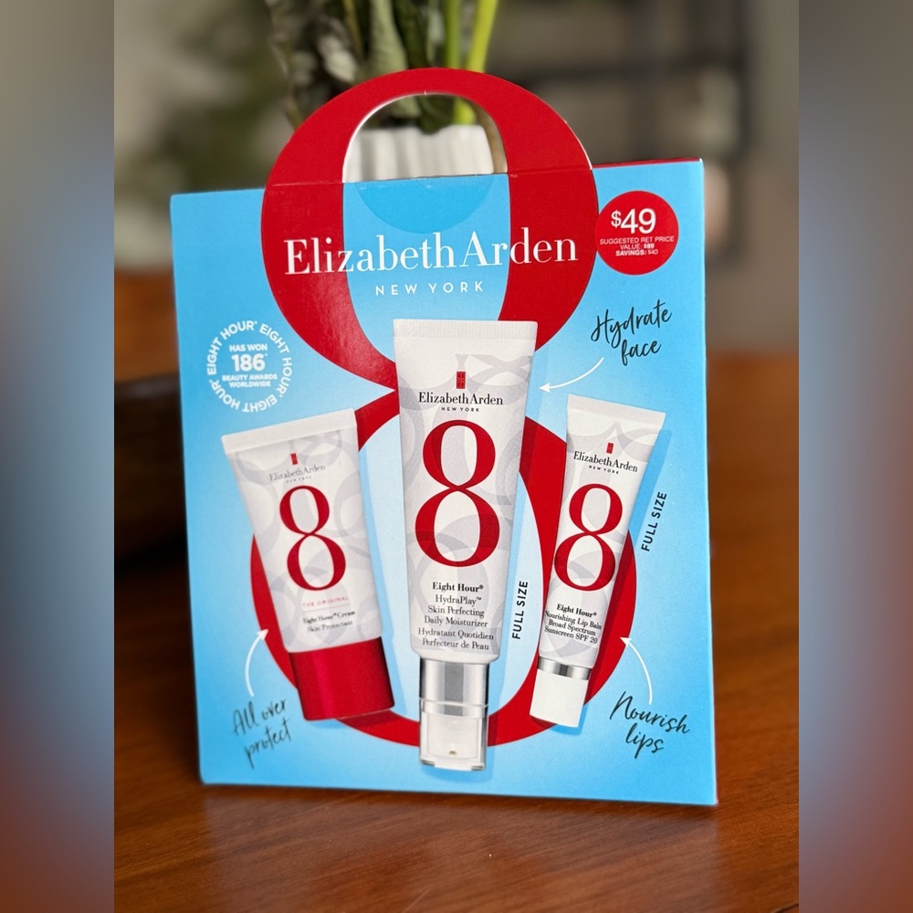 Elizabeth Arden Eight Hour Starter Kit Unopened‎